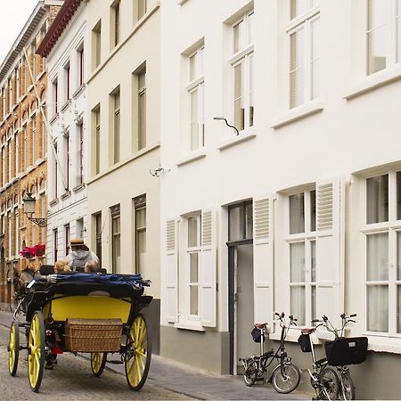 B&B Alphabet - Luxury Guesthouse And Art Gallery Bruges Exterior photo